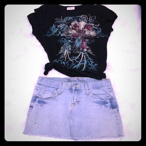 Outfit- Wet Seal mini SZ 1/2 & t shirt SZ S